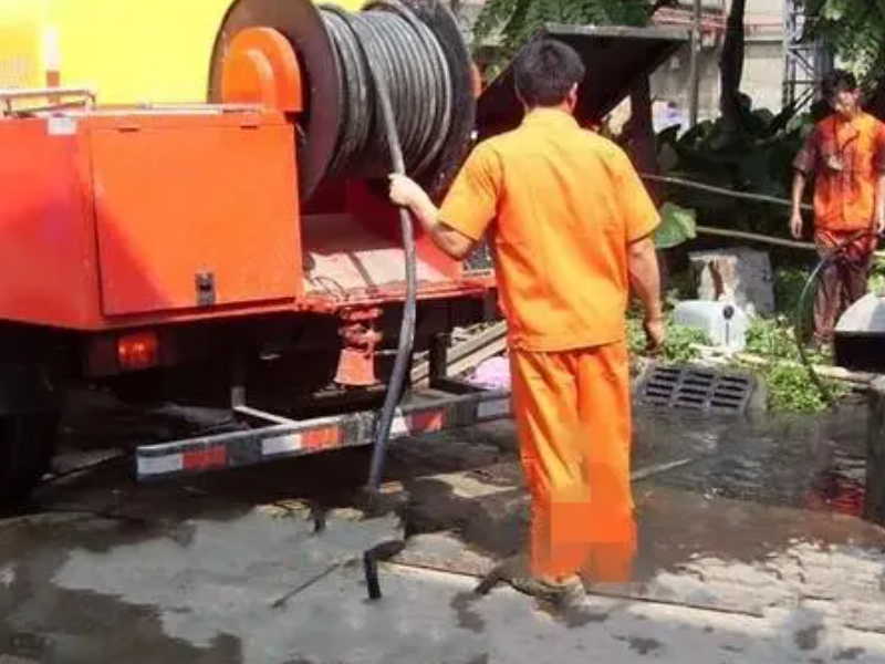 昆明地区专业管道疏通清理化粪池抽粪清理隔油池清沟抽泥浆抽污水