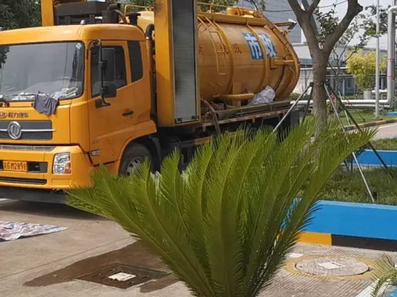 昆明环城西路清理化粪池 专业疏通下水道、改造水管