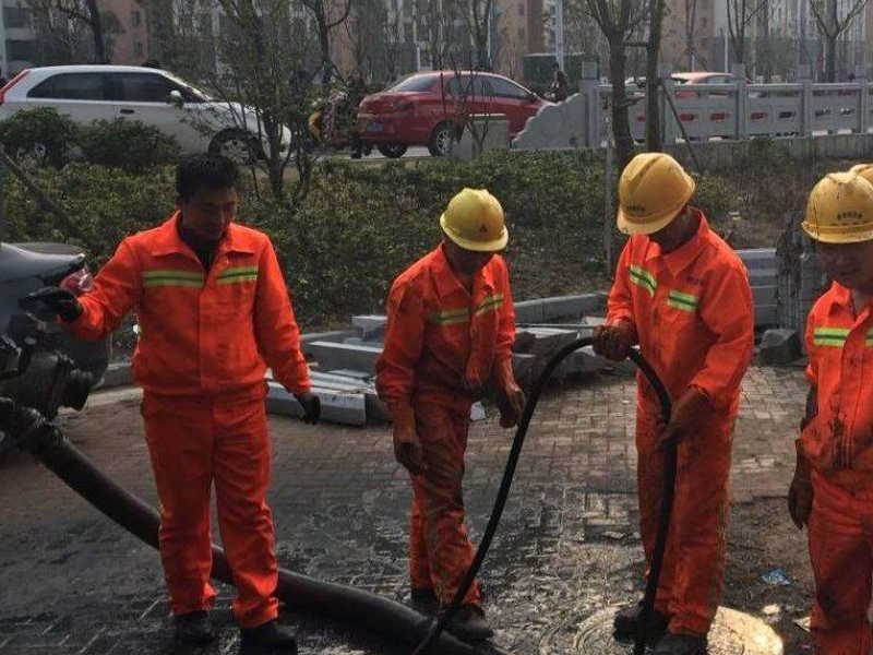 昆明晋宁小区抽粪，工地淤泥清理抽泥浆，污水池清理抽污水