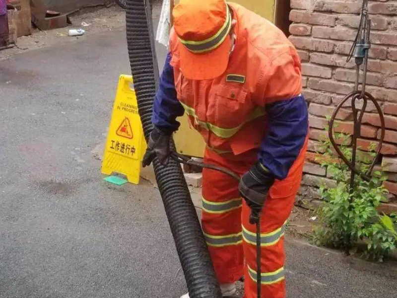 昆明市疏通下水道 昆明清掏化粪池 昆明化粪池清理
