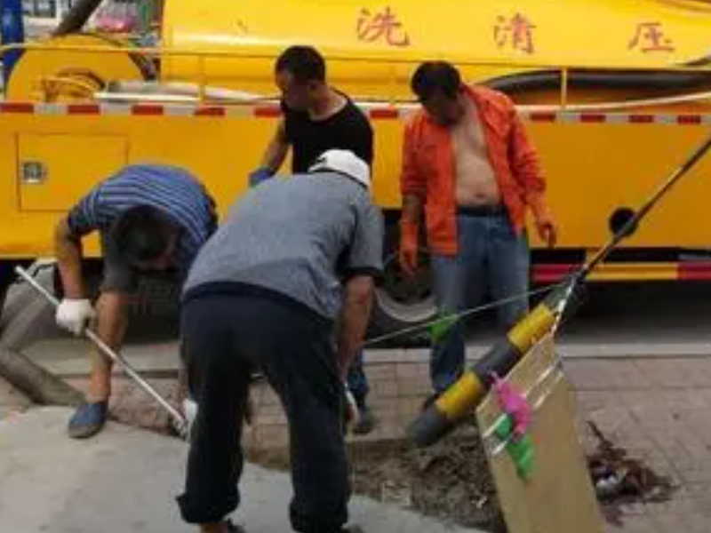 昆明金星立交桥周边抽粪便抽泥浆污水管道疏通清淤检测多少钱