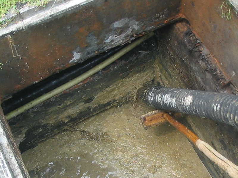 昆明地区专业管道疏通清理化粪池抽粪清理隔油池清沟抽泥浆抽污水